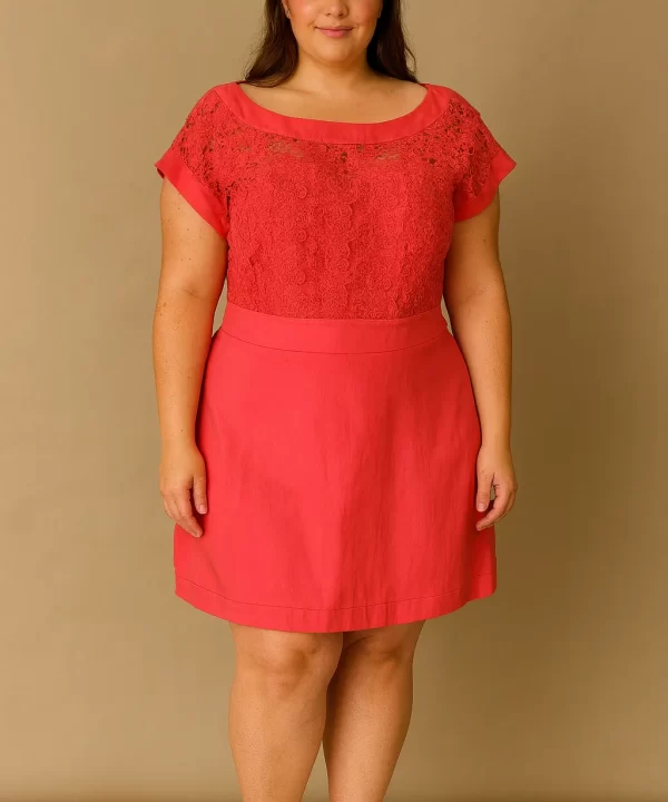 VESTIDO DE MANGA VERMELHO COM RENDA NA FRENTE - ROCHEDO