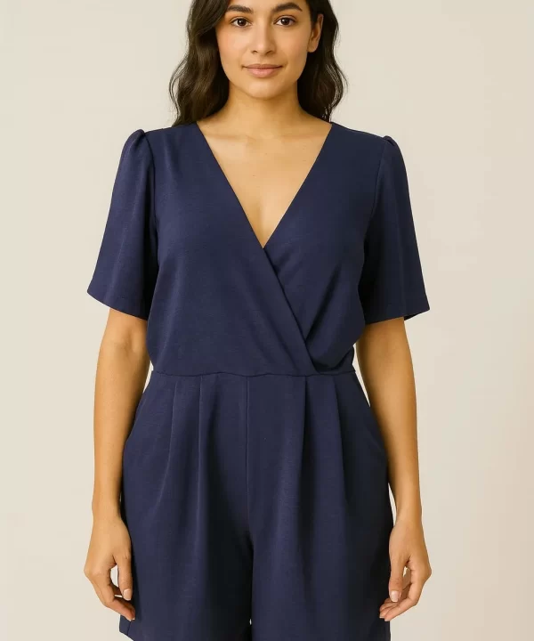 MACAQUINHO MANGA CURTA DECOTE V ABERTO COM BOLSO AZUL MARINHO TEC. DUNA