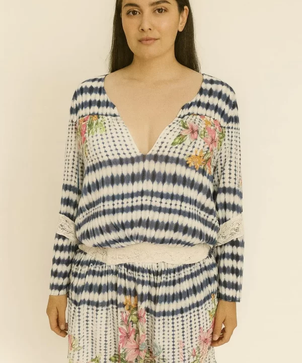 VESTIDO MANGA LONGA AZUL E BRANCO RENDA NA BARRIGA ESTAMPA DE LIRIOS - DRESS TO