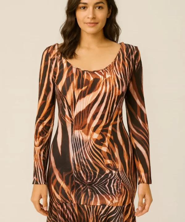 VESTIDO MANGA LONGA MALHA FRIA ANIMAL PRINT MARROM COM PRETO