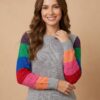 CARDIGAN DE TRICO CINZA COM MANGAS COLORIDAS