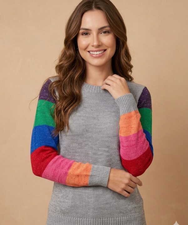 CARDIGAN DE TRICO CINZA COM MANGAS COLORIDAS