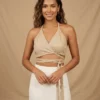 TOP ESTILO BIQUINE ABERTO DE AMARRAR BEGE DE LUREX - ELLEN MATOS